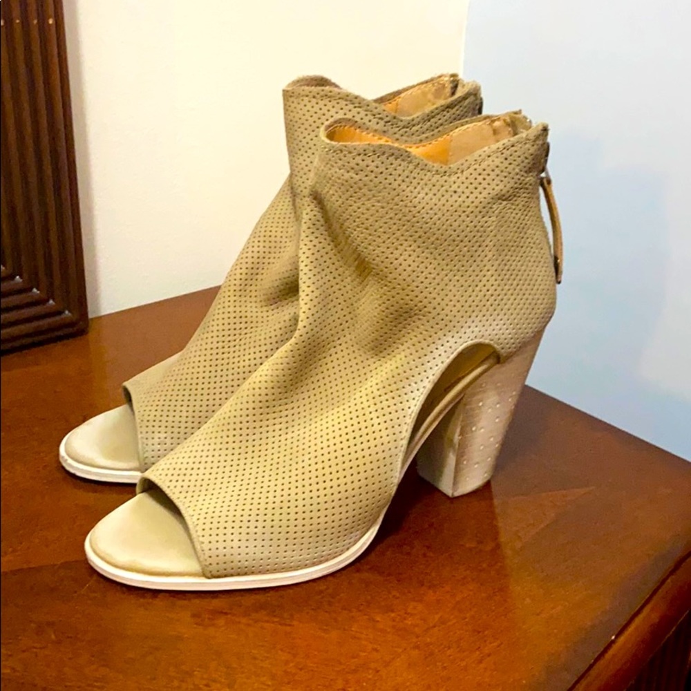 Dolce Vita Open Toed Booties